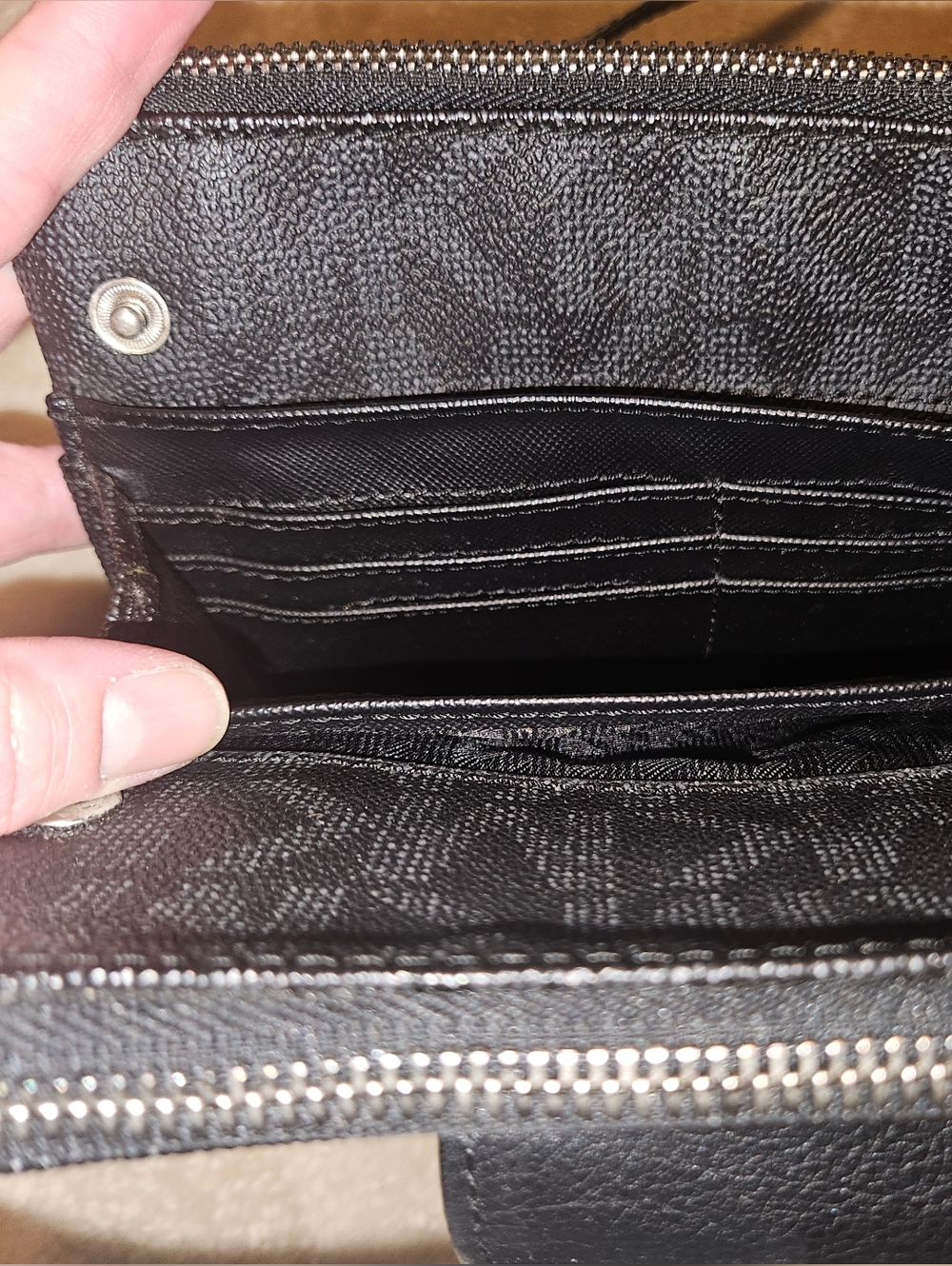 Small Michael Kors Black Leather Crossbody with Silver Logo Accent - Picture 2 of 16